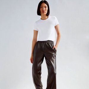 NWT Aritzia Babaton Everyday Small White T-Shirt